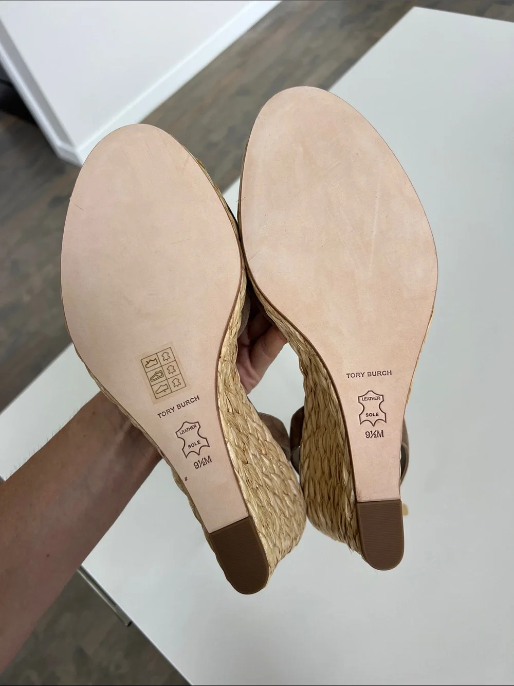 Tory Burch raffia open toe sandals wedges heels 80mm brown suede leather 9.5